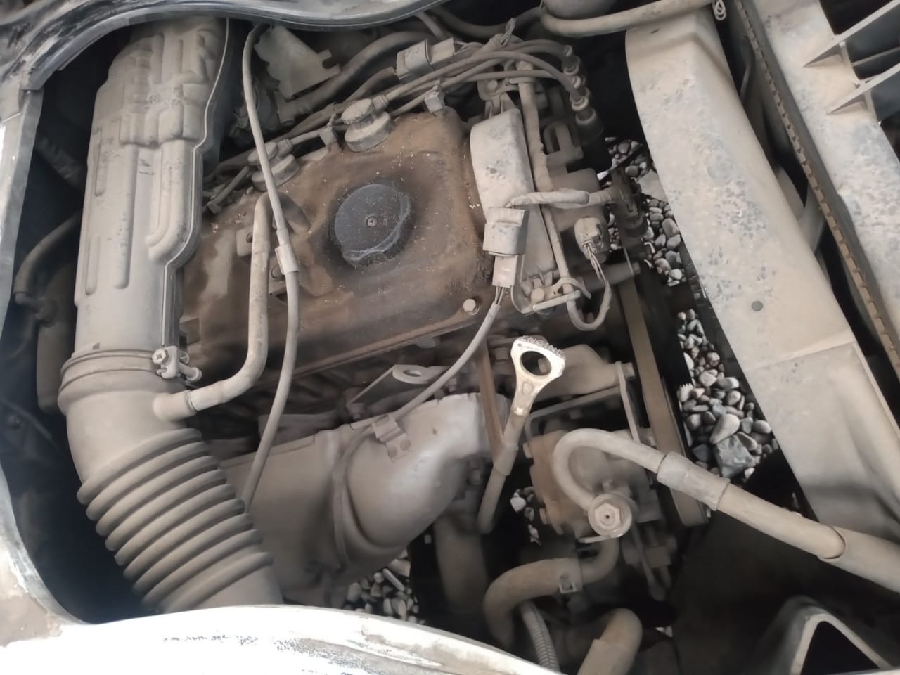 CAPOT Mitsubishi L300 2011  USADO EN DESARME